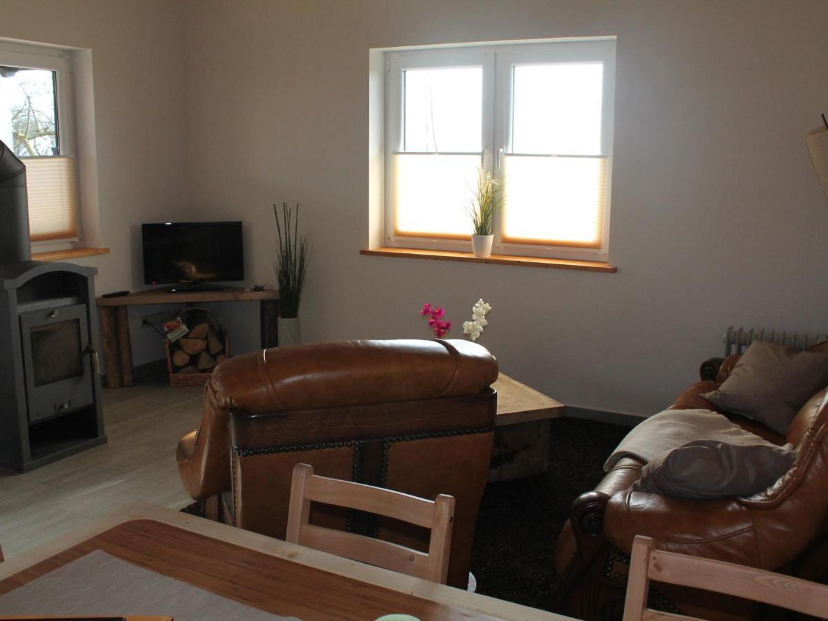 Comfy Farmhouse In Brusow With Garden Kröpelin Εξωτερικό φωτογραφία
